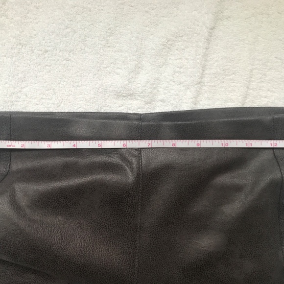 Stylish faux leather dress pants - Picture 6 of 7